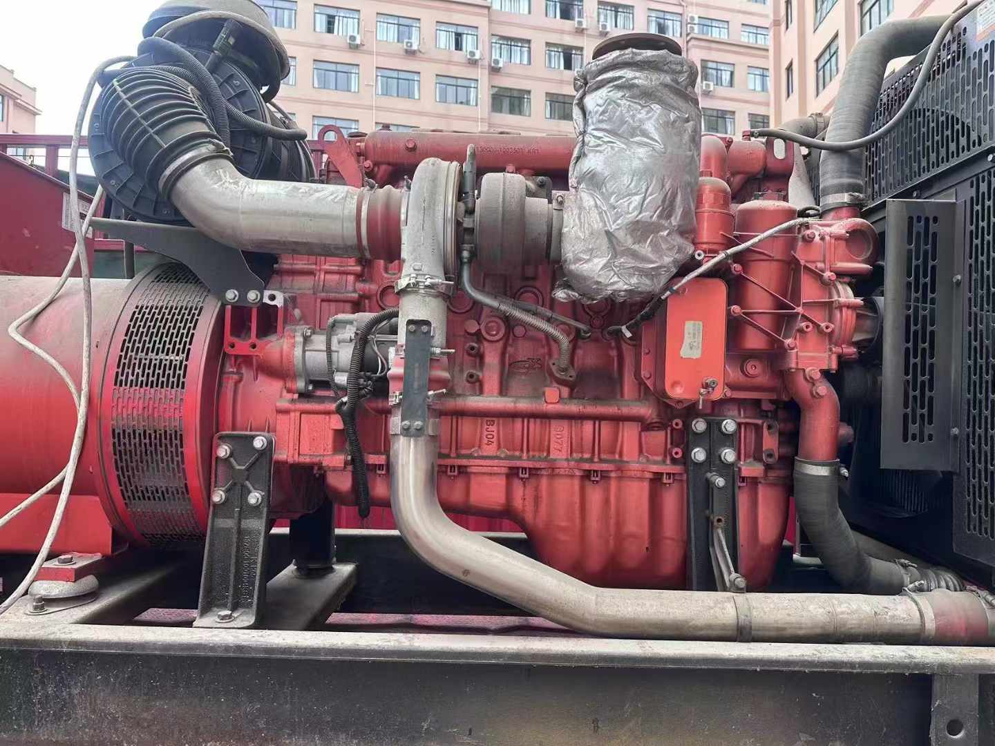 龙游如何选择适合 600kW 柴油发电机组的过载保护器？