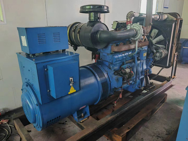 龙游100kW柴油发电机组使用多级机油有哪些优缺点？